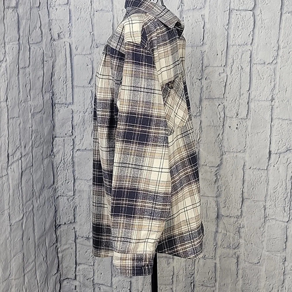 C.E. SCHMIDT WORKWEAR Men's Blue and Tan Plaid Heavyweight Shirt Medium - Picture 6 of 9